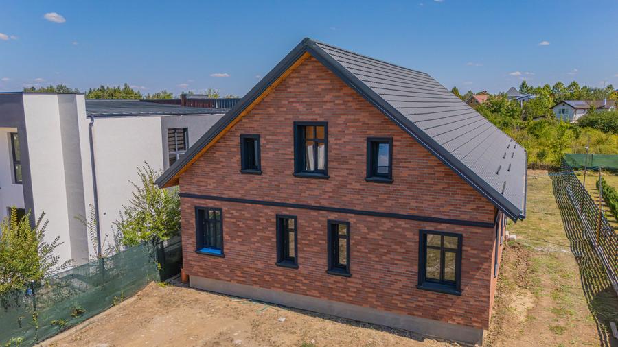 Casă individuală cu 5 camere cu Teren 991 Mp în Corbeanca
