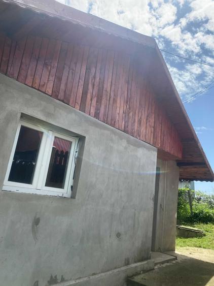 Casă cu 3 camere în Central