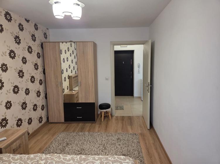 Apartament cu 2 camere decomandat în Cățelu