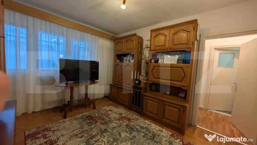 Apartament cu 2 camere semidecomandat în Aleea Trandafirilor