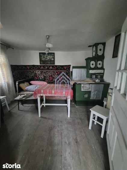 Teren de 2300 mp, în Moara