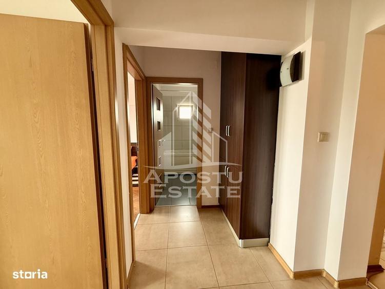 Apartament cu 3 camere decomandat în Dumbrăvița