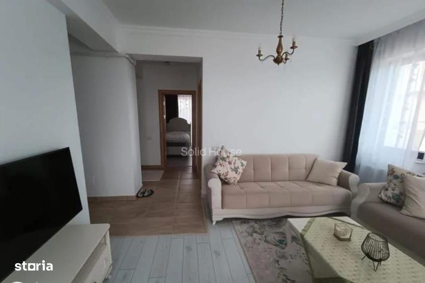 Apartament cu 3 camere decomandat în Faleza Nord