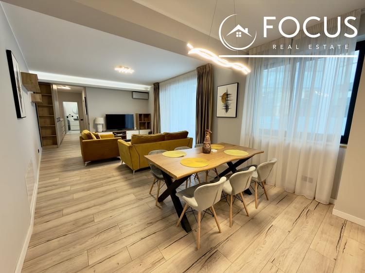 Apartament cu 3 camere semidecomandat, mobilat în Romană