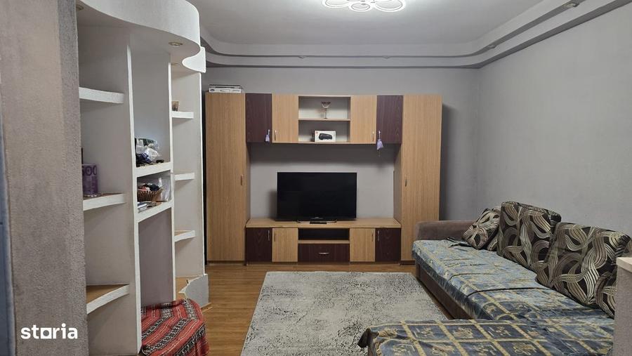 Apartament cu 2 camere în Micro 14
