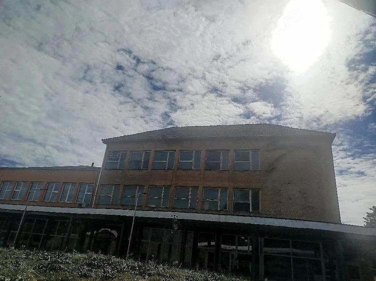 Spațiu comercial, de 500 mp, în Central