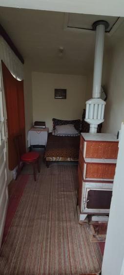 Casă cu 4 camere cu Teren 455 Mp în Central