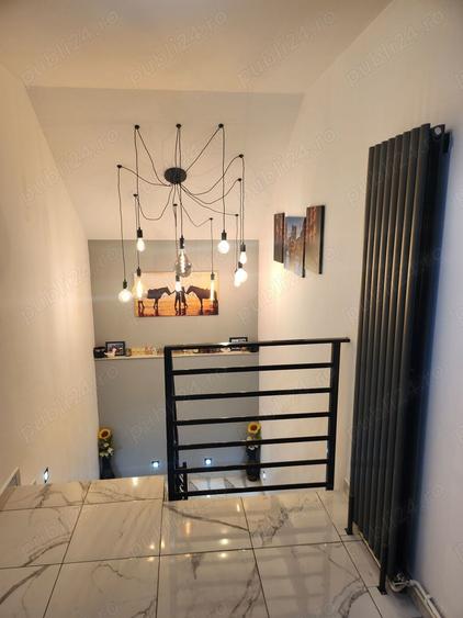 Casă cu 5 camere cu Teren 422 Mp în Bascov