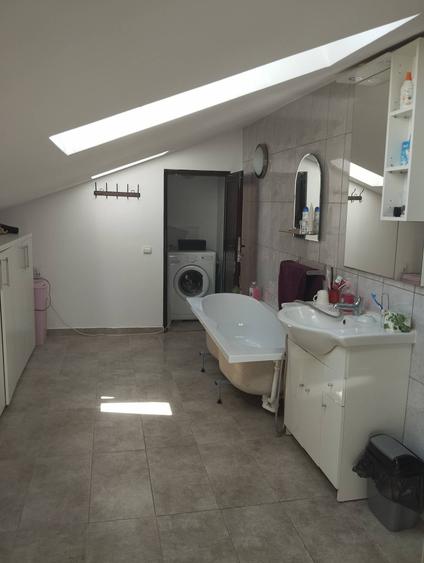 Apartament cu 3 camere semidecomandat în Mănăștur