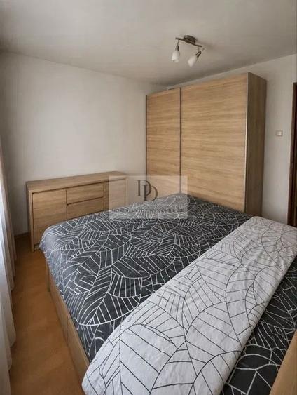 Apartament cu 2 camere decomandat, mobilat în Plopilor
