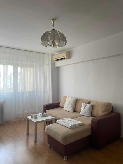Apartament cu 2 camere semidecomandat în Brâncoveanu