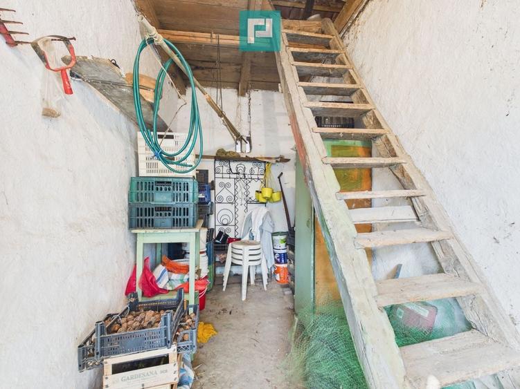 Casă individuală cu 3 camere cu Canalizare în Bicaci