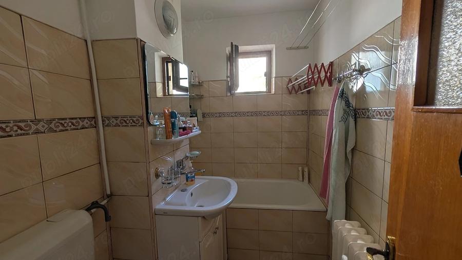 Apartament cu 3 camere decomandat în Nord