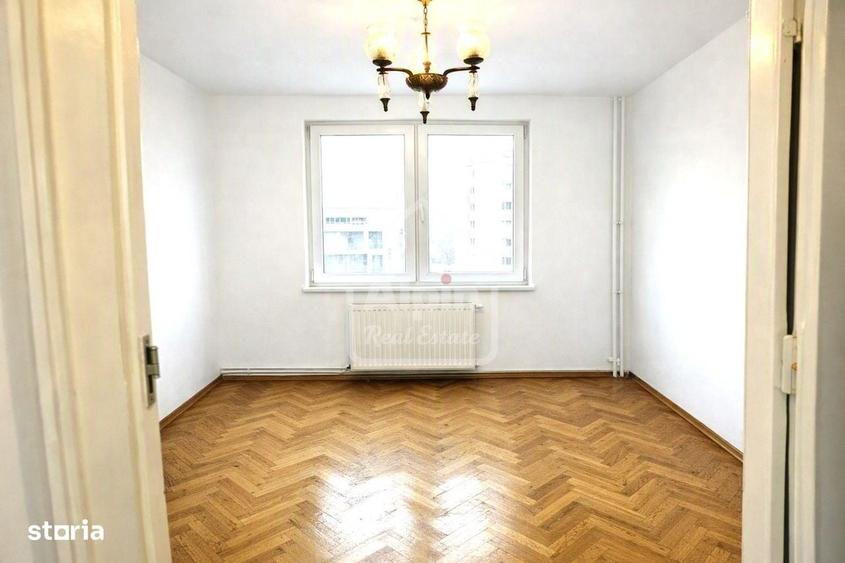 Apartament cu 3 camere în Astra