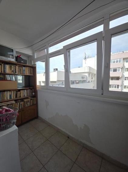 Apartament cu 3 camere în Militari