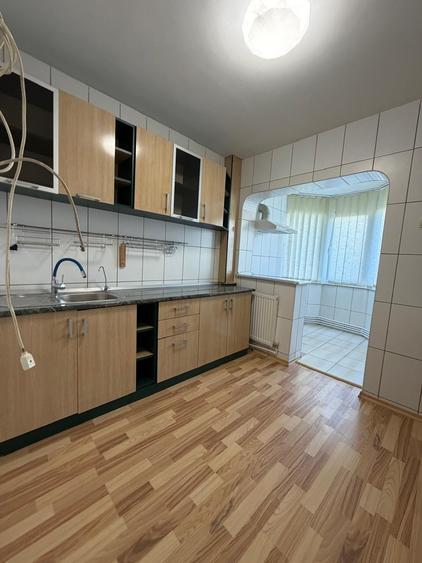 Apartament cu 2 camere decomandat în