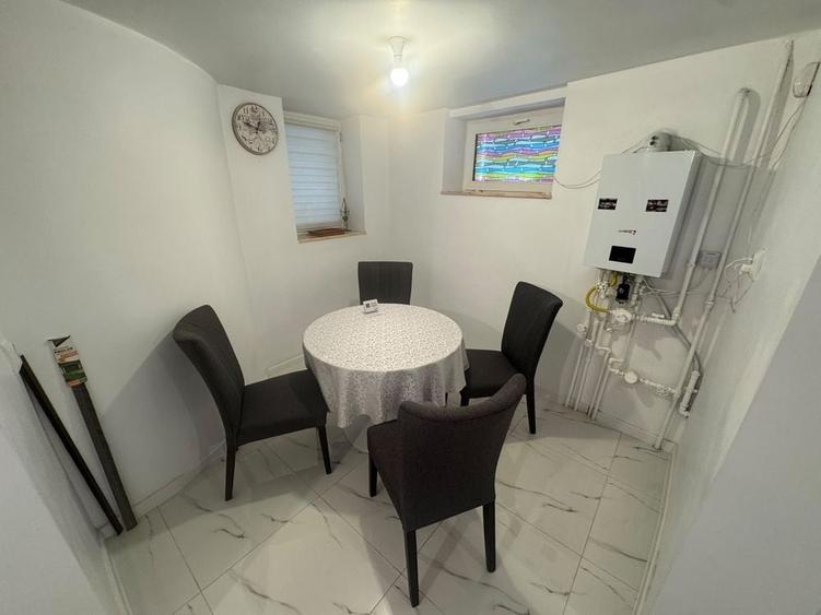 Apartament cu 3 camere decomandat în Ultracentral