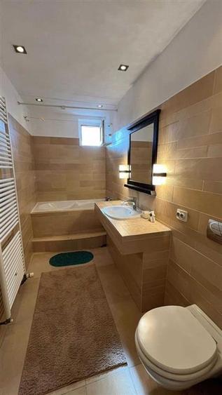 Apartament cu 3 camere decomandat, mobilat în Mihai Viteazul