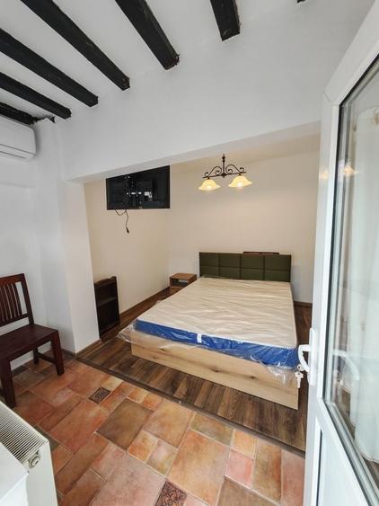 Casă cu 3 camere cu Teren 100 Mp în Exterior Vest
