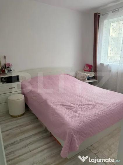 Apartament cu 2 camere semidecomandat în Central