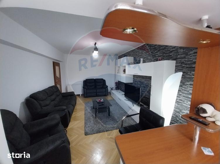 Apartament cu 3 camere decomandat în Calea Severinului