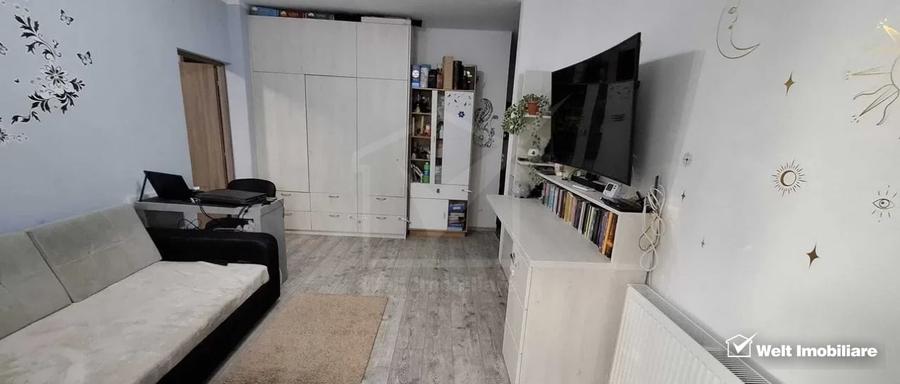 Apartament cu 2 camere semidecomandat, mobilat în Florești