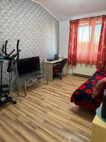 Proprietar inchiriez | Apartament 2 camere | Calea Lipovei langa Thalia | la mansarda - 6