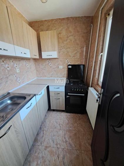 Inchiriez apartament 2 camere aleea narciselor