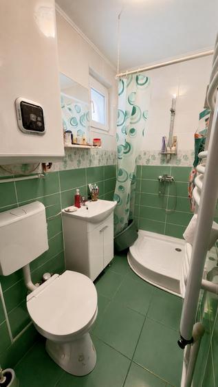 Apartament cu 2 camere decomandat în Micro 20