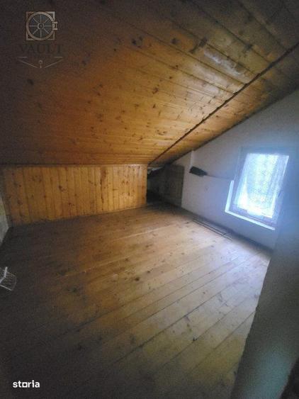 Teren de 3700 mp, în Butimanu
