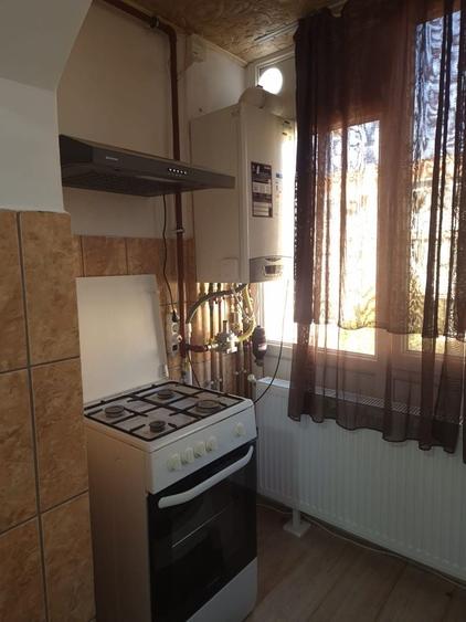 Inchiriez apartament 2 camere - decomandat - zona Confectii - 7