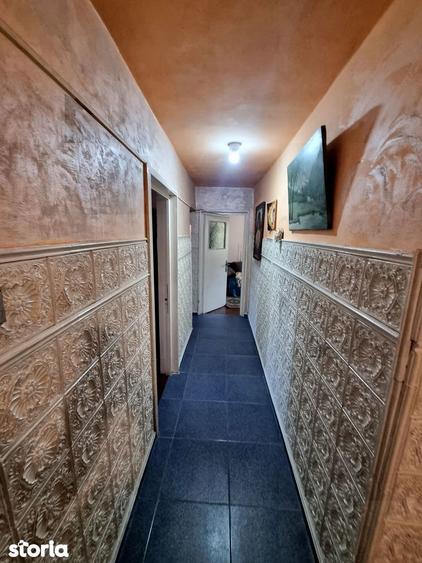 Apartament cu 4 camere decomandat în Tomis Nord