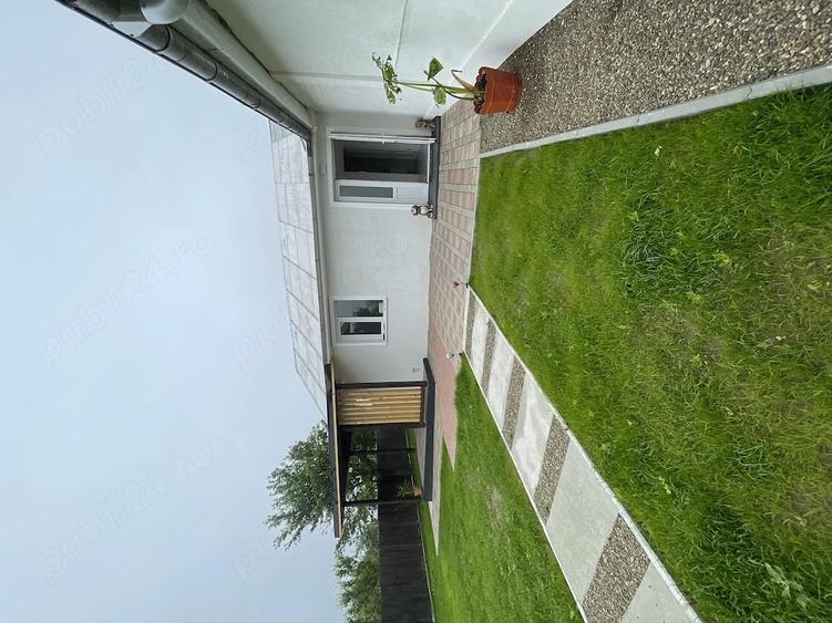 Casă cu Teren 370 Mp în Bucium