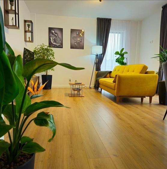 Apartament cu 2 camere decomandat în Livezeni