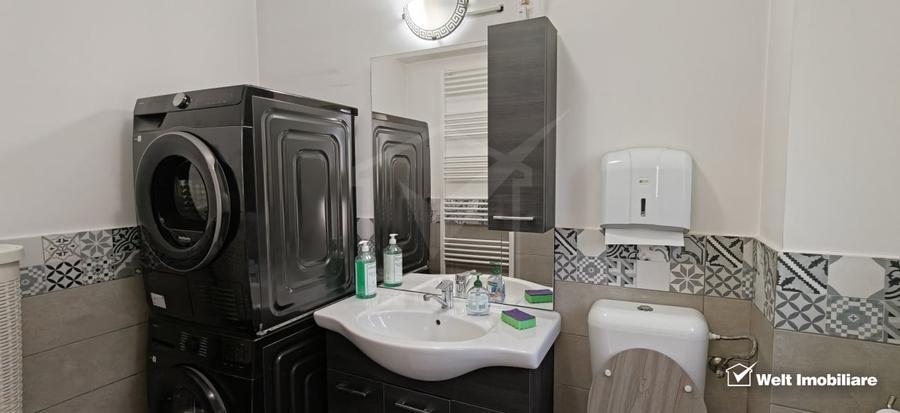 Casă cu 4 camere cu Canalizare în Baciu