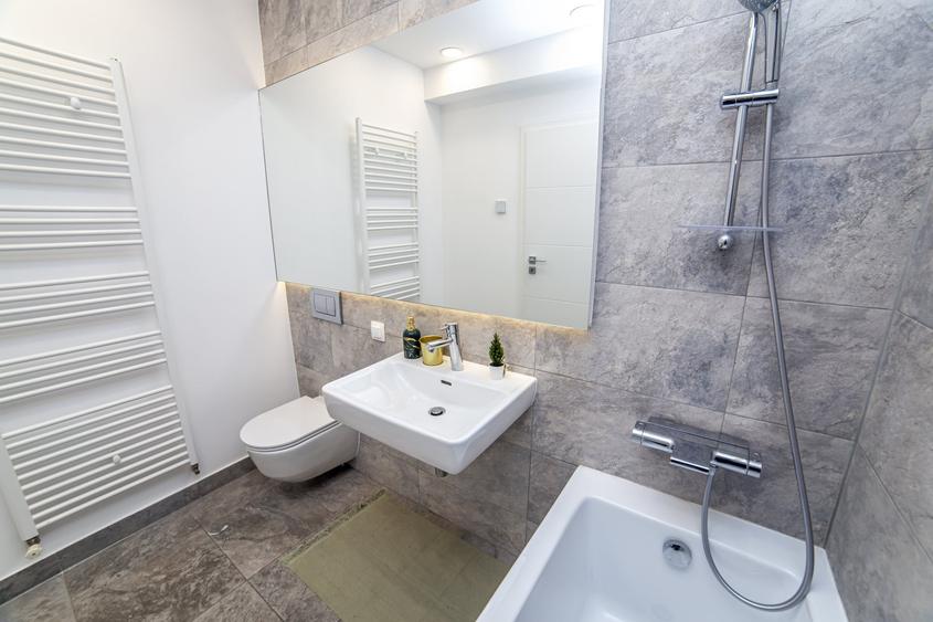 Apartament cu 2 camere decomandat în Dămăroaia
