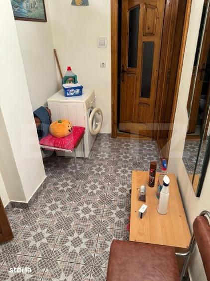Apartament cu 3 camere decomandat în Șcheia
