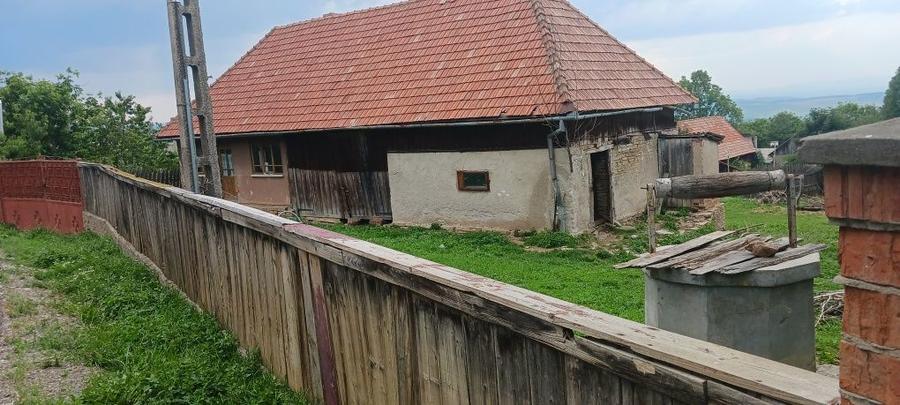 Casă cu 2 camere în Dângău Mare