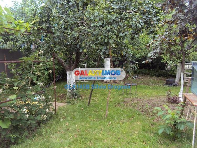 Casă cu 4 camere cu Garaj în Vidra