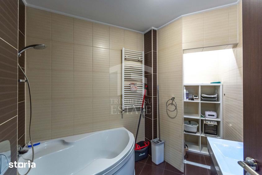 Apartament cu 5 camere în Aviatorilor