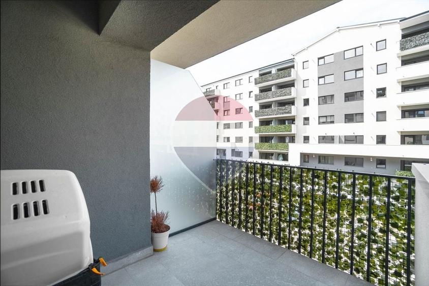 Apartament cu 2 camere semidecomandat, mobilat în Sânpetru