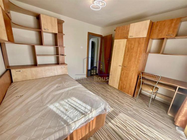 Apartament cu 4 camere decomandat, mobilat în Cantacuzino