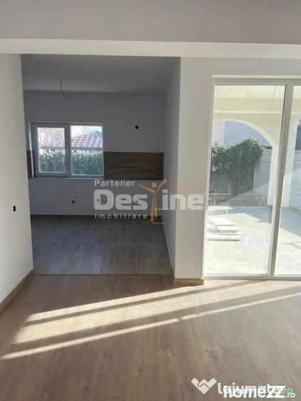 Casă cu 4 camere cu Teren 250 Mp în Central