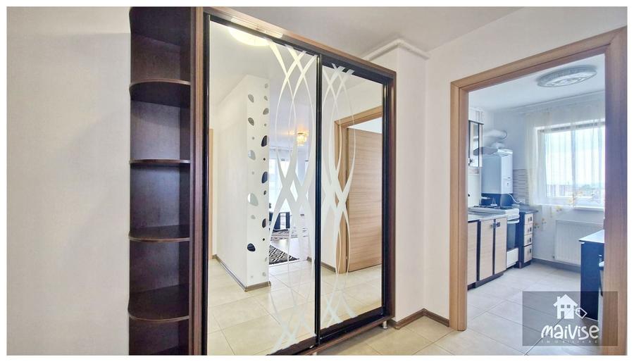 Apartament cu 2 camere decomandat, mobilat în Tractorul