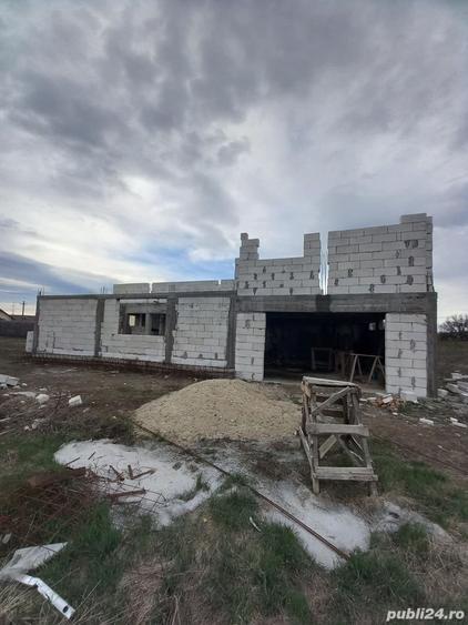 Casă în Negreni