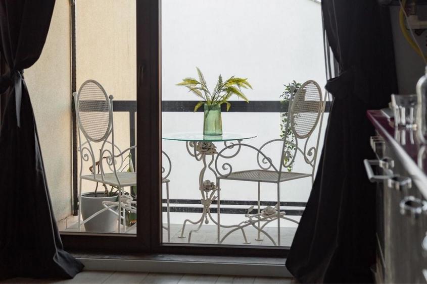 Apartament cu 2 camere decomandat în Palazu Mare