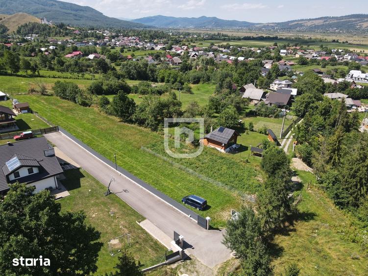 Teren de 1402 mp, în Capu Câmpului