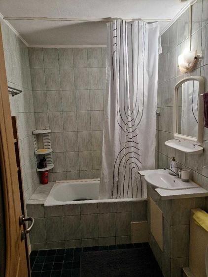 Apartament cu 2 camere decomandat în Exterior Vest