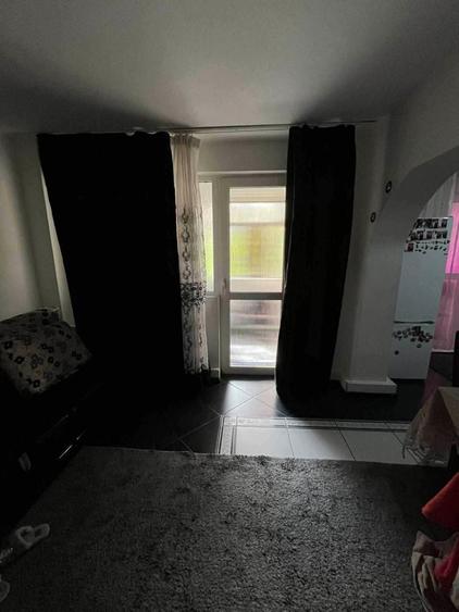 Apartament cu 3 camere în Micro 18