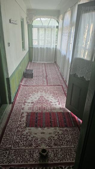 Casă cu 4 camere în Strejești
